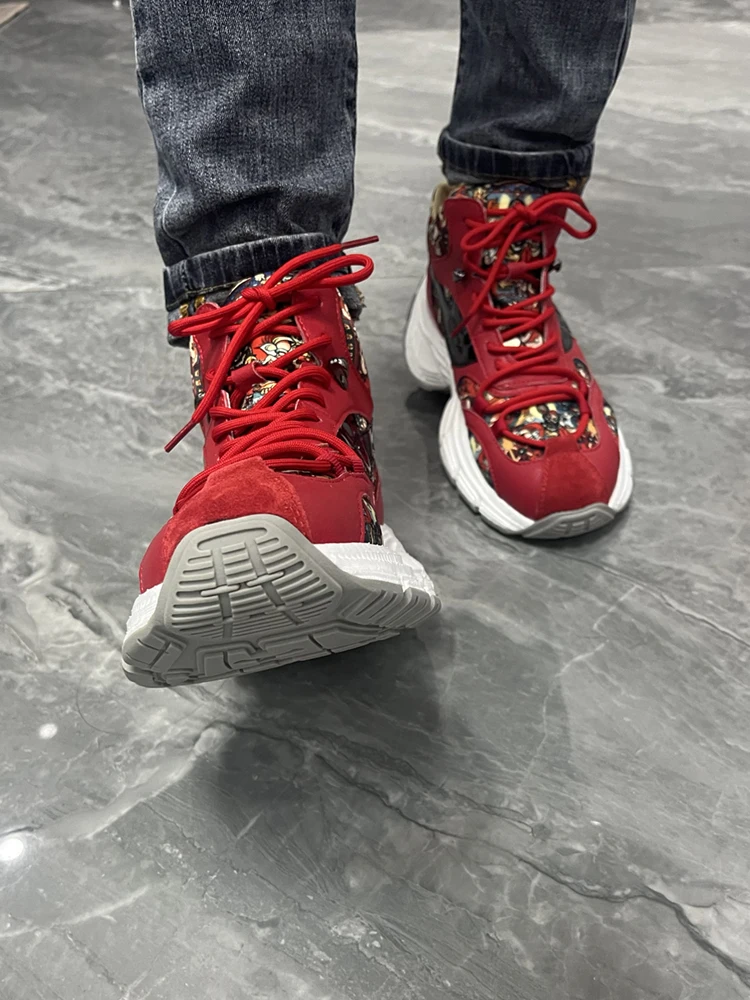 Красные легкие кроссовки из натуральной кожи с принтом 2024 осень и зима модные на