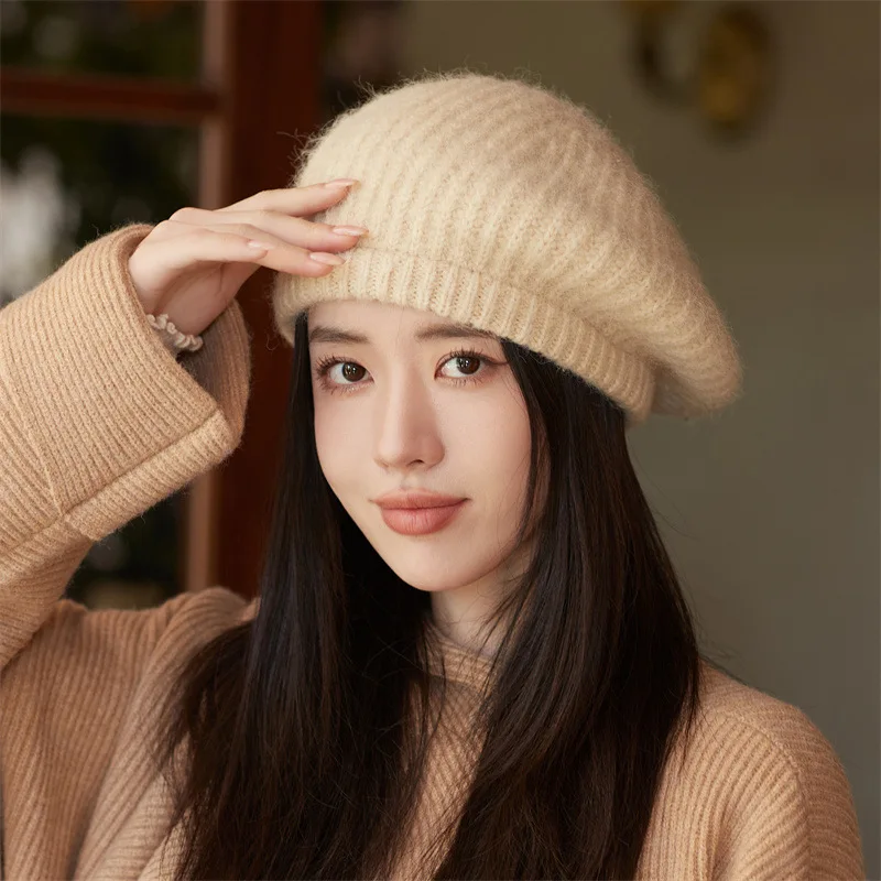 

Women's Hat in The Winter The Joker Woman Cap Luxury Hat Warm Wool hat Female Autumn/winter Caps Knit Beret Black Beige Khaki