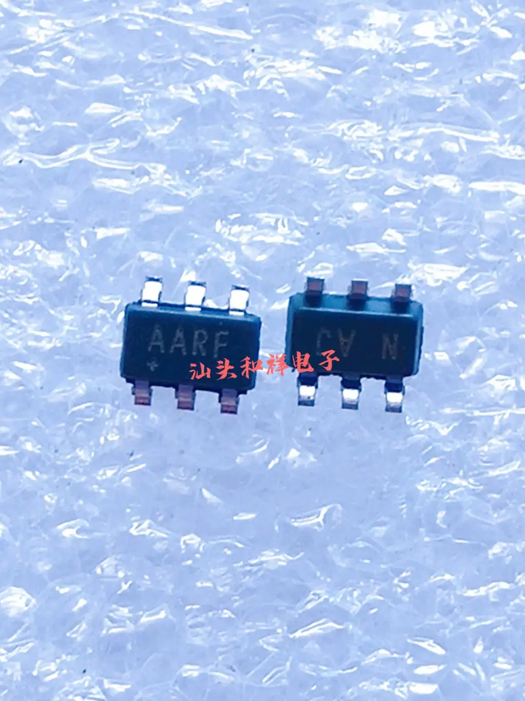 

Free shipping MAX6819UT T AARF SOT23-6 10PCS
