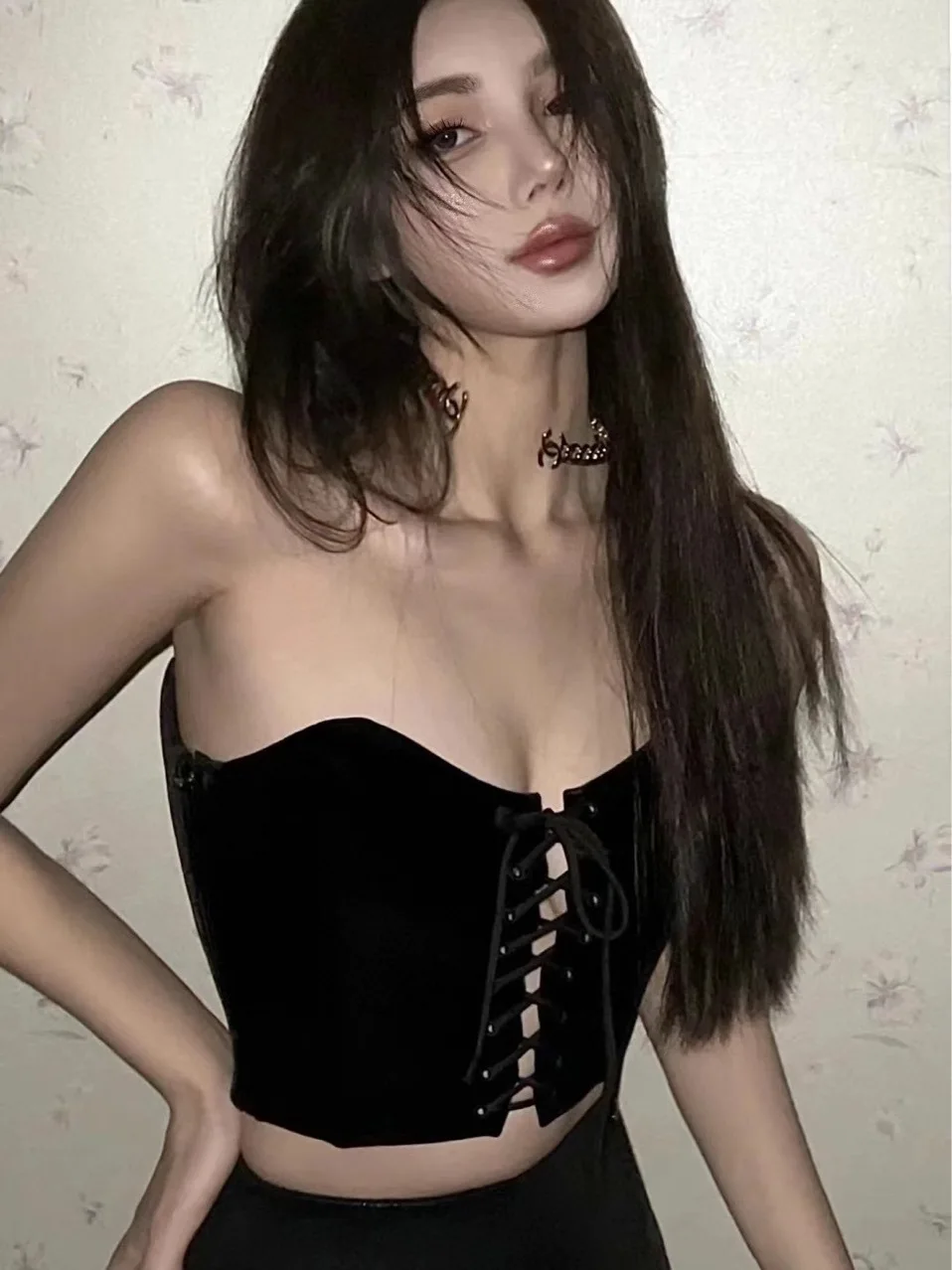 

Ladies Niche Design Elegant Temperament Fashion Slim Goddess Long High-end High Quality Vest