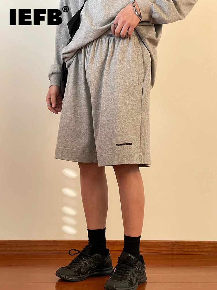 

IEFB 2022 Summer New Solid Color Five-point Pants Korean Style Fashion Loose Male Elastic Waist Simple Prints Shorts 9A2043