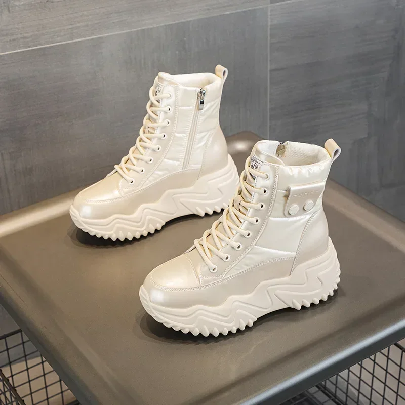 Женские ботильоны из натуральной кожи на танкетке высотой 7 см