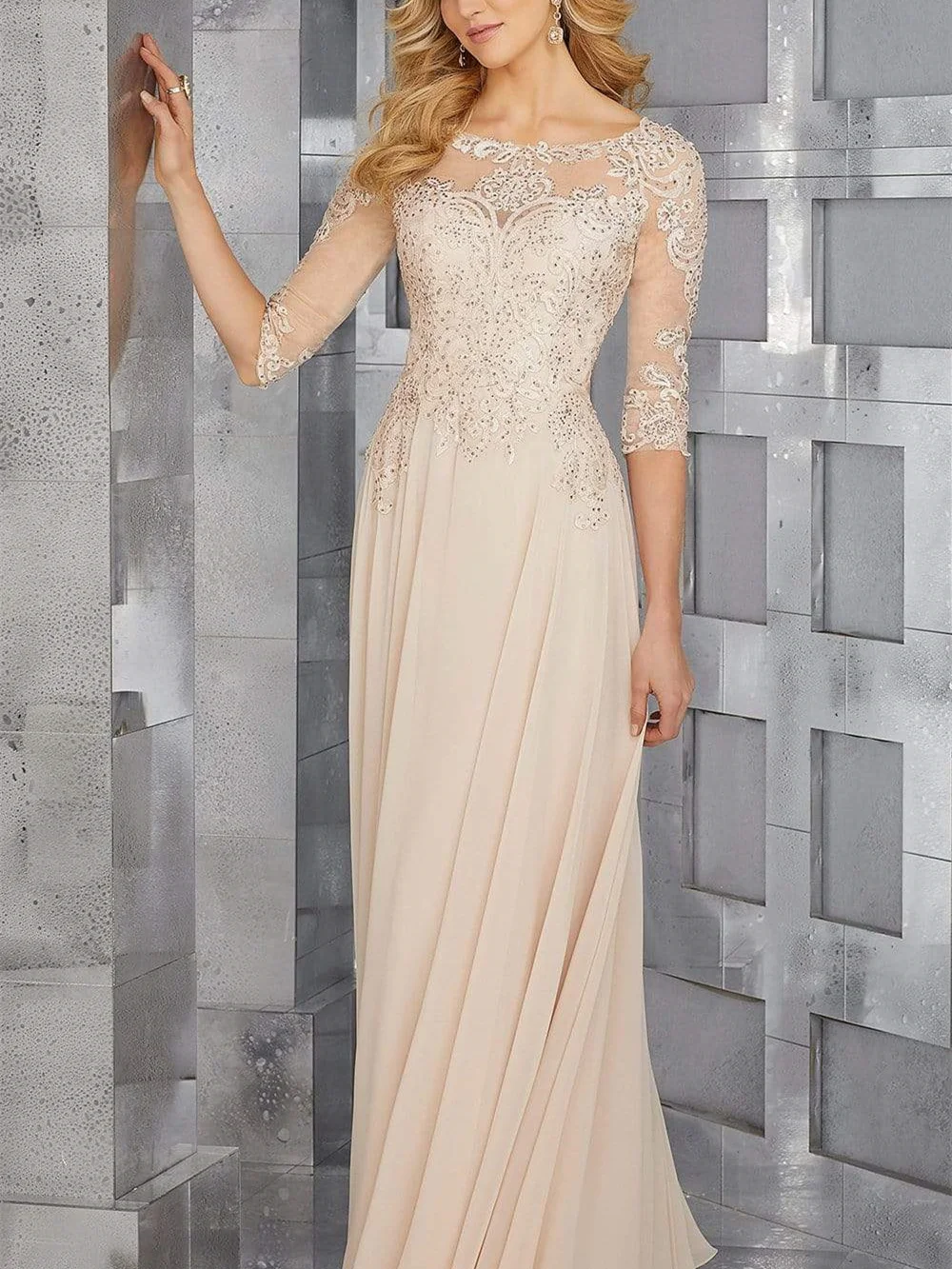 Рисунок 2 - Элегантное шифоновое платье для матери невесты 2024