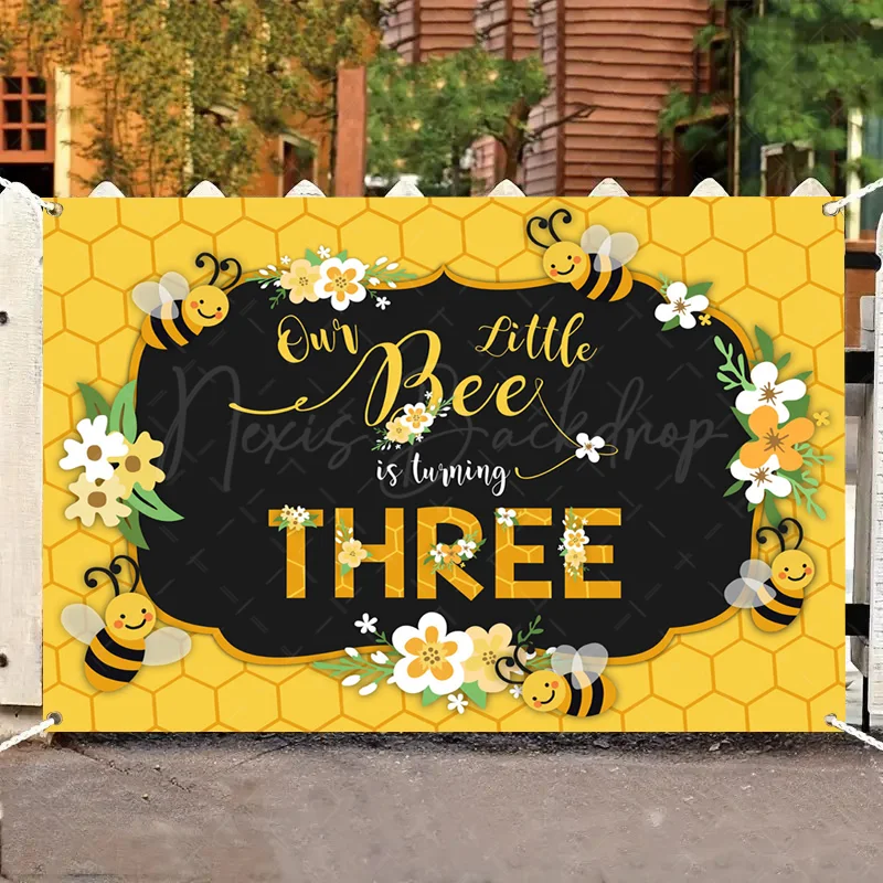 Милые пчелы с цветочным рисунком в виде сот фон для 3-го дня рождения маленькая