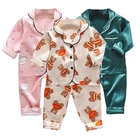 Комплект детской одежды из топа и брюк, из шелка