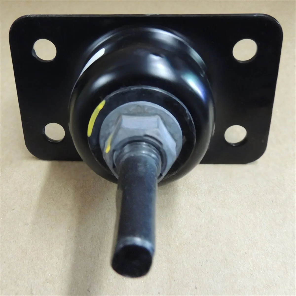 Верхняя защелка капота автомобиля для Volvo VN VNL 2004-2017 20498998 20878648 20878651 8074949