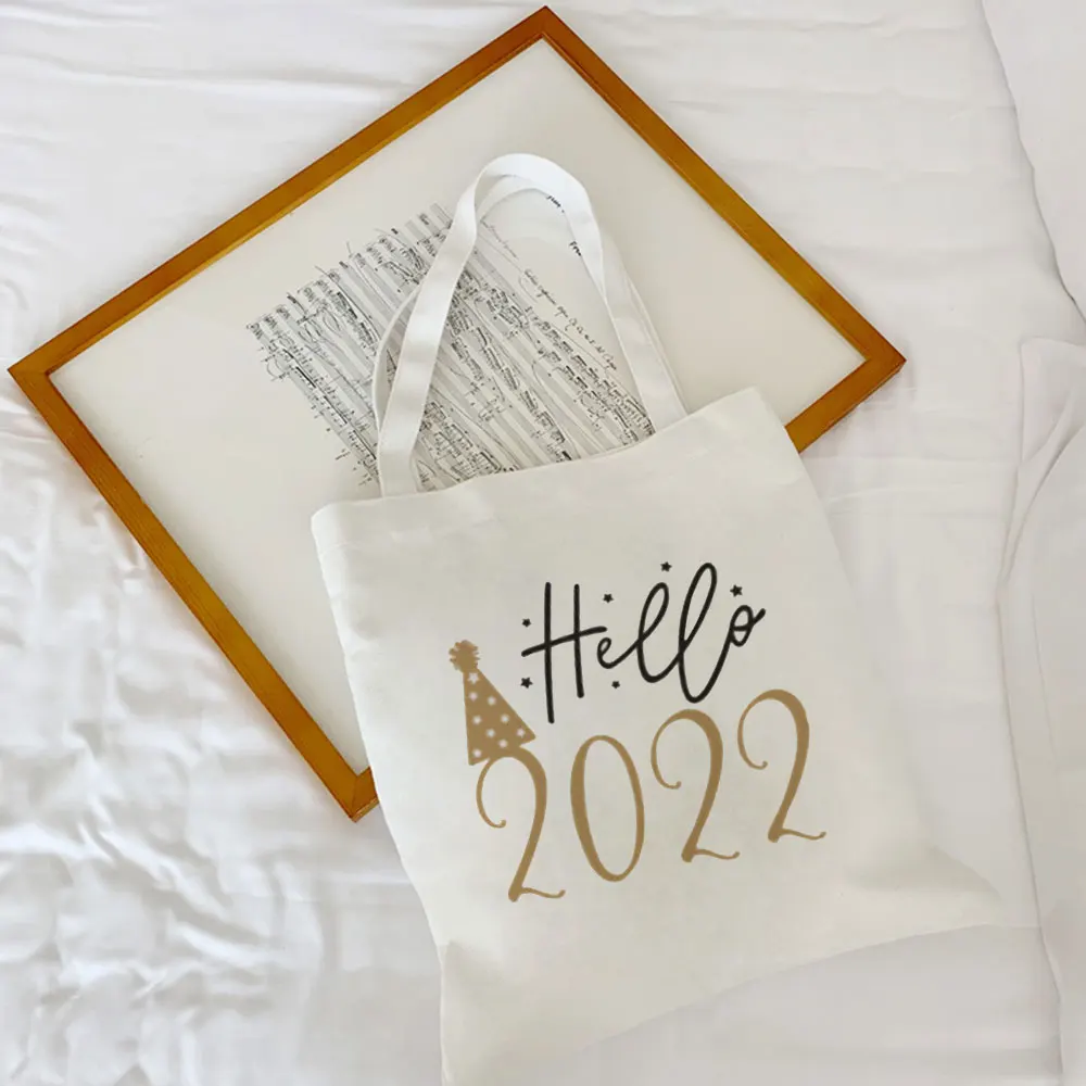 

Вместительная Холщовая Сумка Hello 2022 с новогодним принтом, винтажная холщовая женская сумка, Повседневная модная сумка через плечо с мультяш...