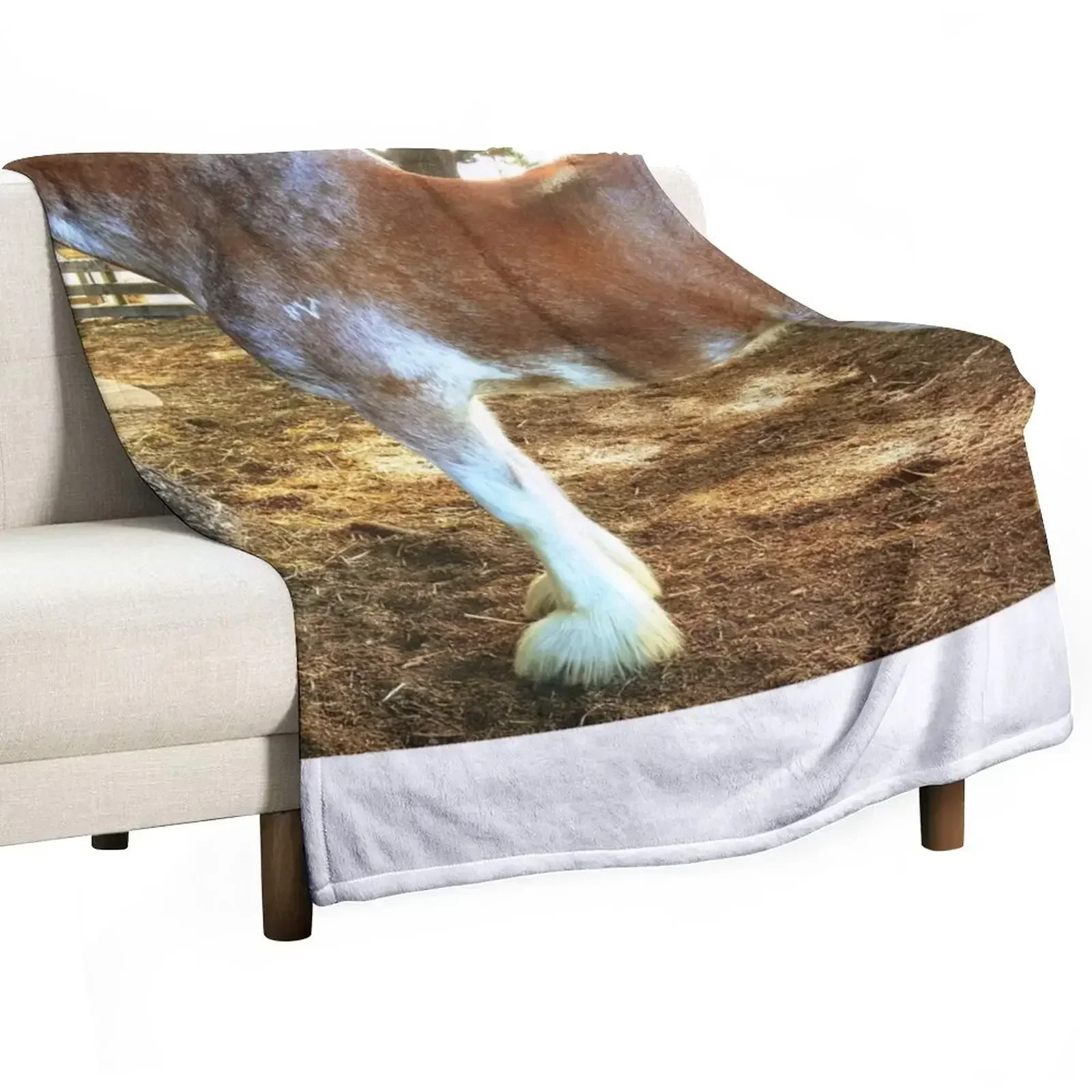 Коричневое пятнистое одеяло Clydesdale Horse лохматое декоративное для дивана-кровати