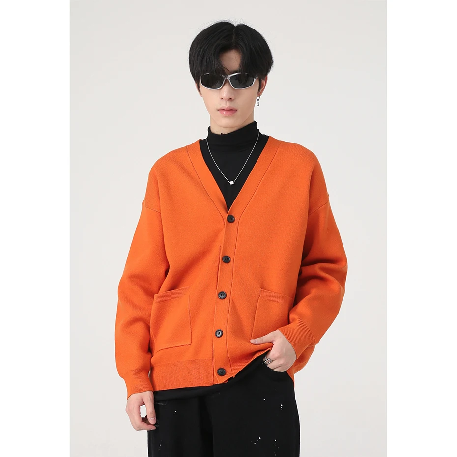 

Мужской свободный трикотажный кардиган с V-образным вырезом