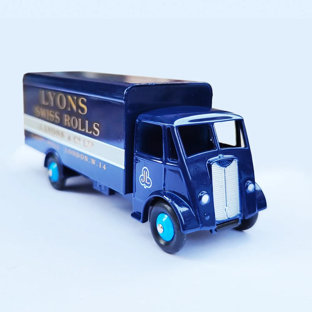 Игрушечные модели автомобиля 1:43 литые грузовые автомобили без дистанционного