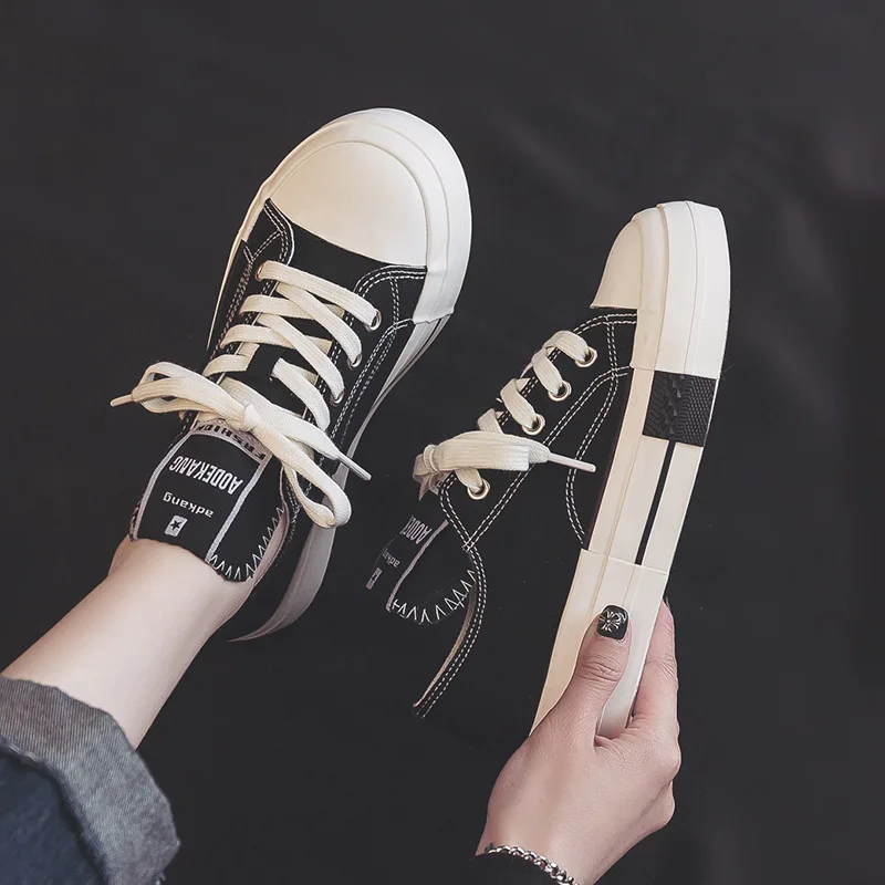 

Spring 2022 The New Thick Soled Raised Long Tongue Ins Trendy White Shoes Are Designed By A Small Number Of Casual