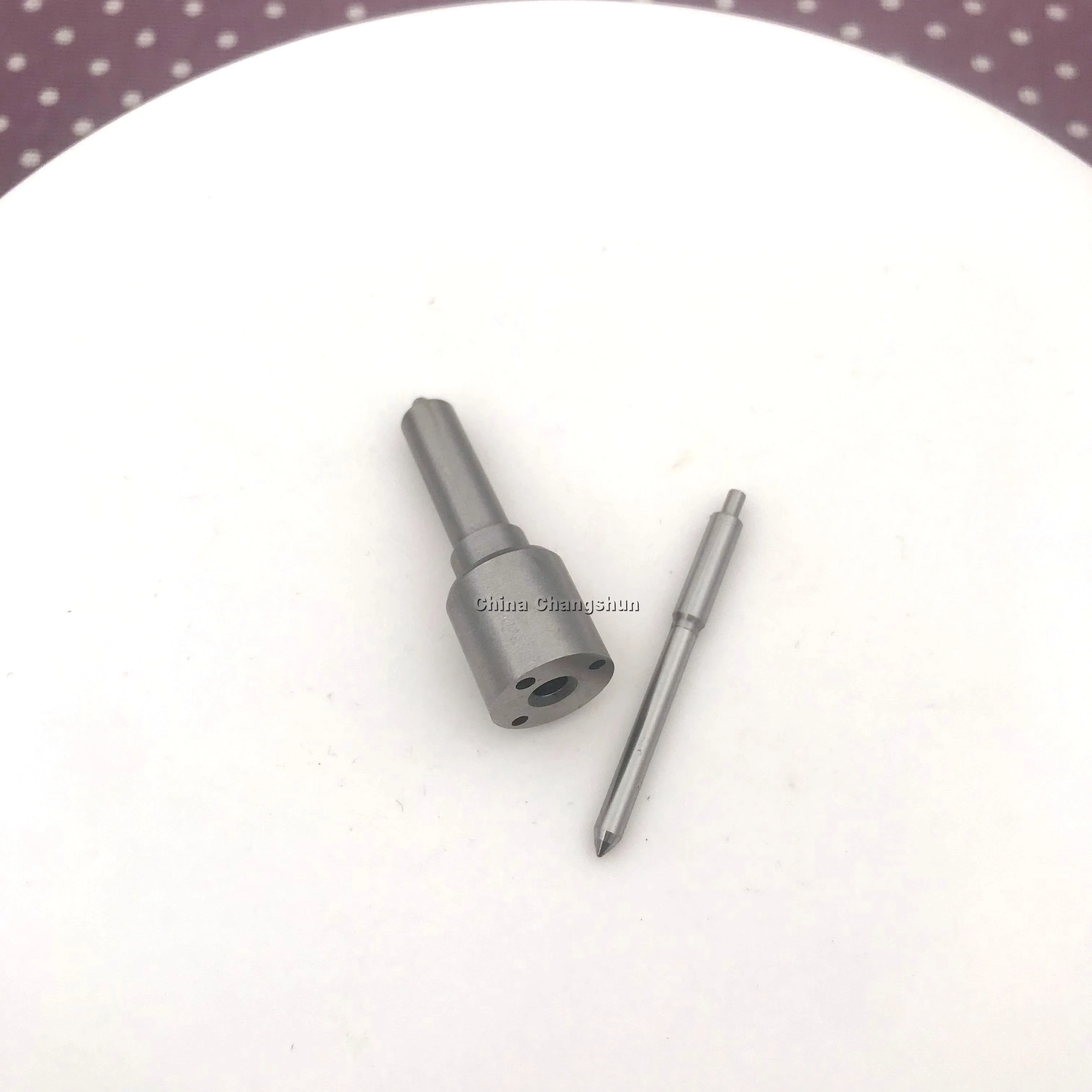 105017-0140 DLLA152PN014 OEM дизельные форсунки DLLA140PN003 RD90 двигатель