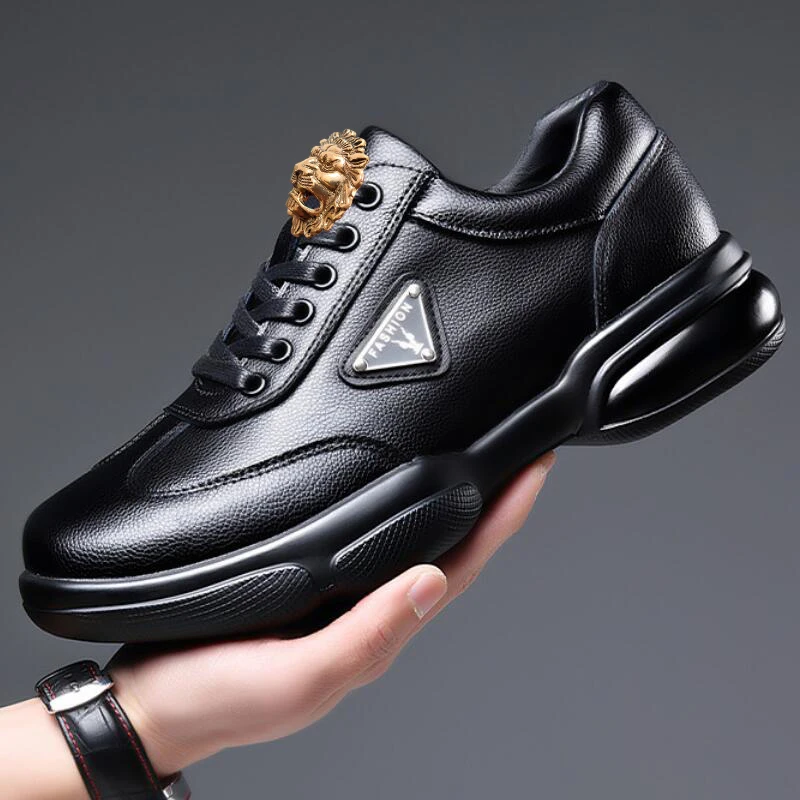 Новая повседневная кожаная обувь мужская дышащая модная трендовая на мягкой