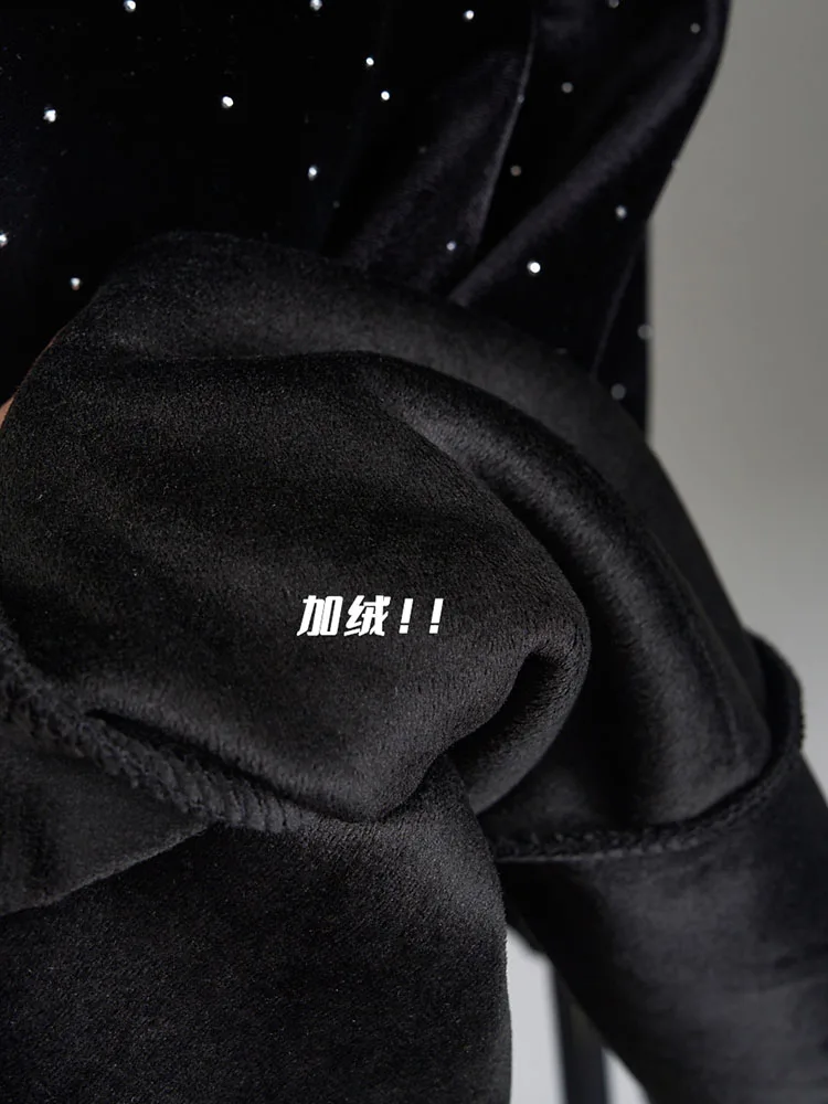 Женская юбка-готика в горошек черная облегающая трапециевидная с блестящими