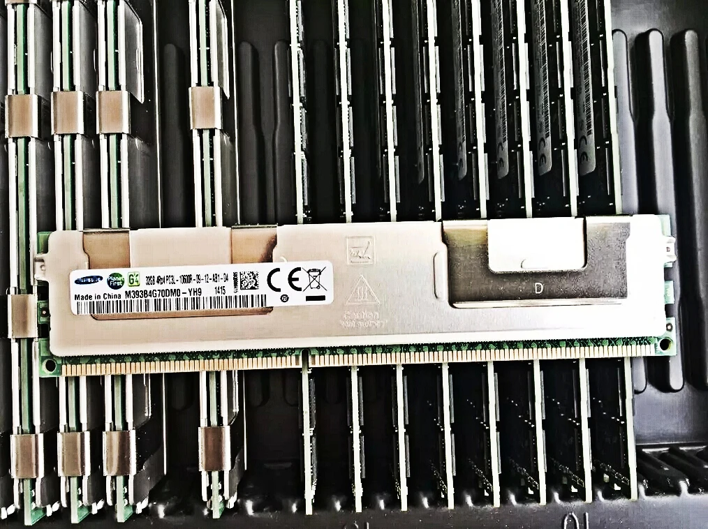 

M386B4G70DM0-YK04 32G 4RX4 PC3L-12800L DDR3 1600RAM память