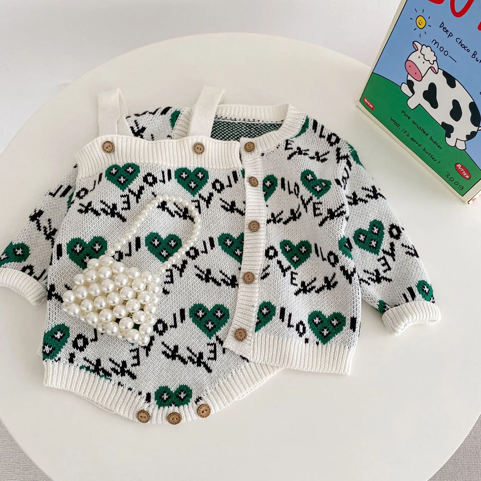 

Осень/Зима 2023, свитер для младенцев и малышей, кардиган с вышивкой надписью Love, вязаный свитер, детский комбинезон, комплект одежды