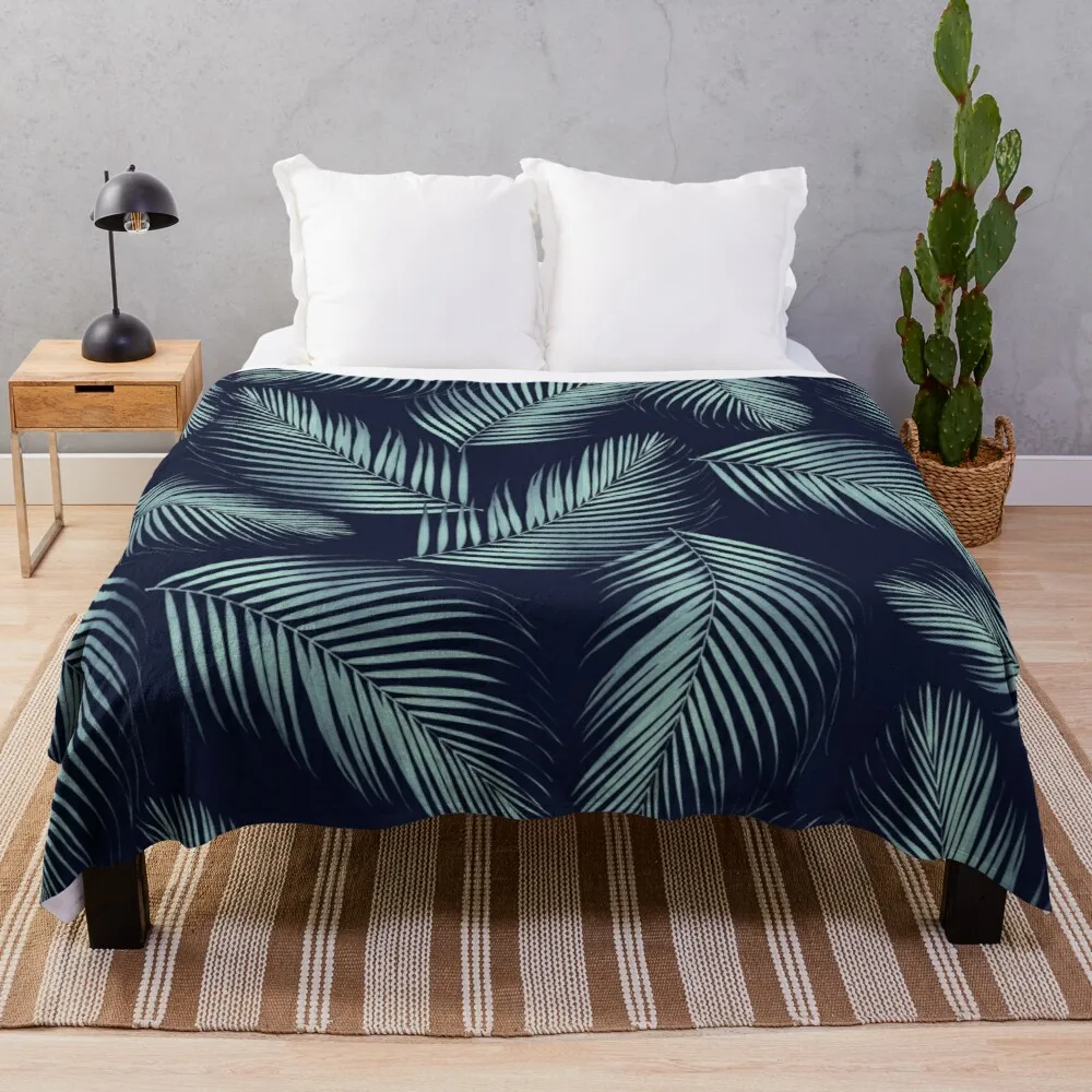 

Дизайнерское ультра-мягкое одеяло из искусственного меха с рисунком листьев пальмы из микро-флиса-Мятное одеяло темно-синего цвета