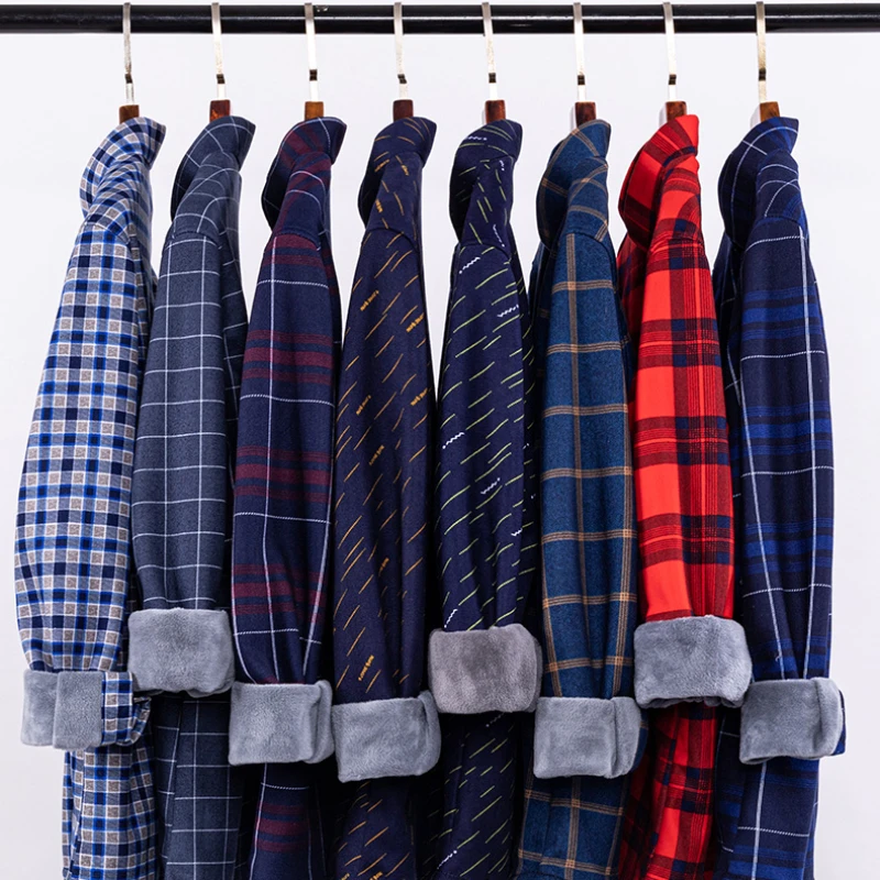 2022 Autumn and Winter Men's Fleece Plus Velvet Thick Warm Shirt  New Middle-aged Plaid Top Male Loose Brand Shirts