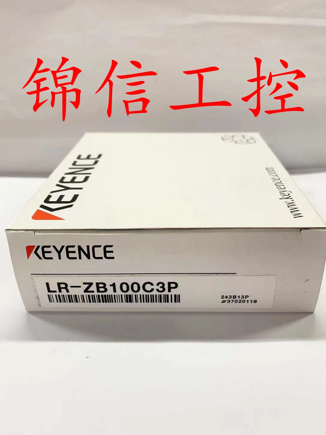 

New Genuine LR-ZB100C3P KEYENCE/KEYENCE Laser Sensor