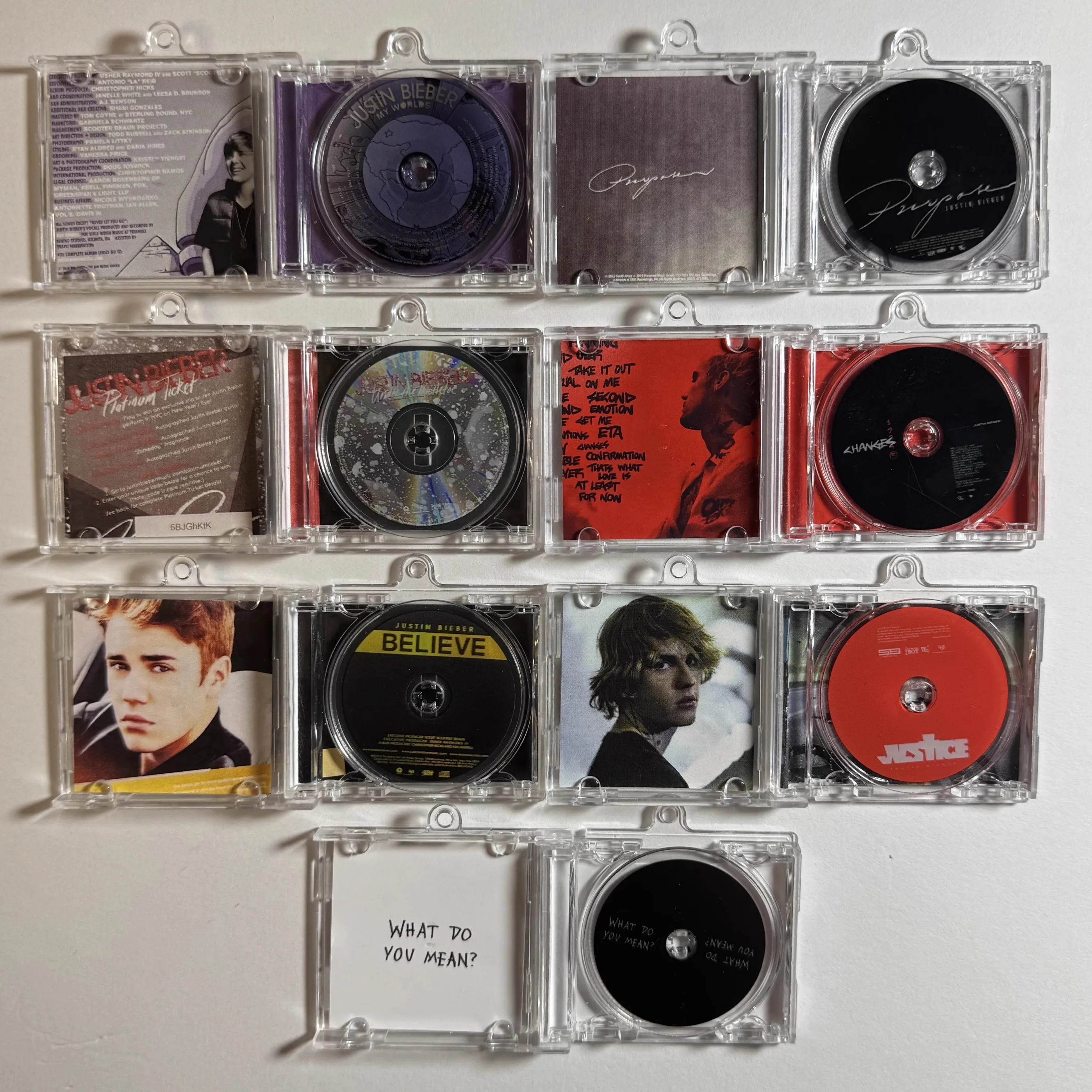 Фото Брелок Pop J B Justin Bieber MINI Music CD NFC Play Songs My World 2.0, альбом, детский кулон, ожерелье для косплея, акриловое кольцо для ключей №2