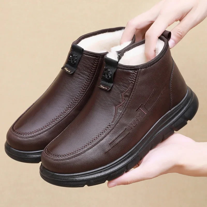 

Зима 2024, утолщенные теплые мужские кожаные ботинки с высоким верхом, водонепроницаемые мужские зимние ботинки, обувь для папы среднего и пожилого возраста