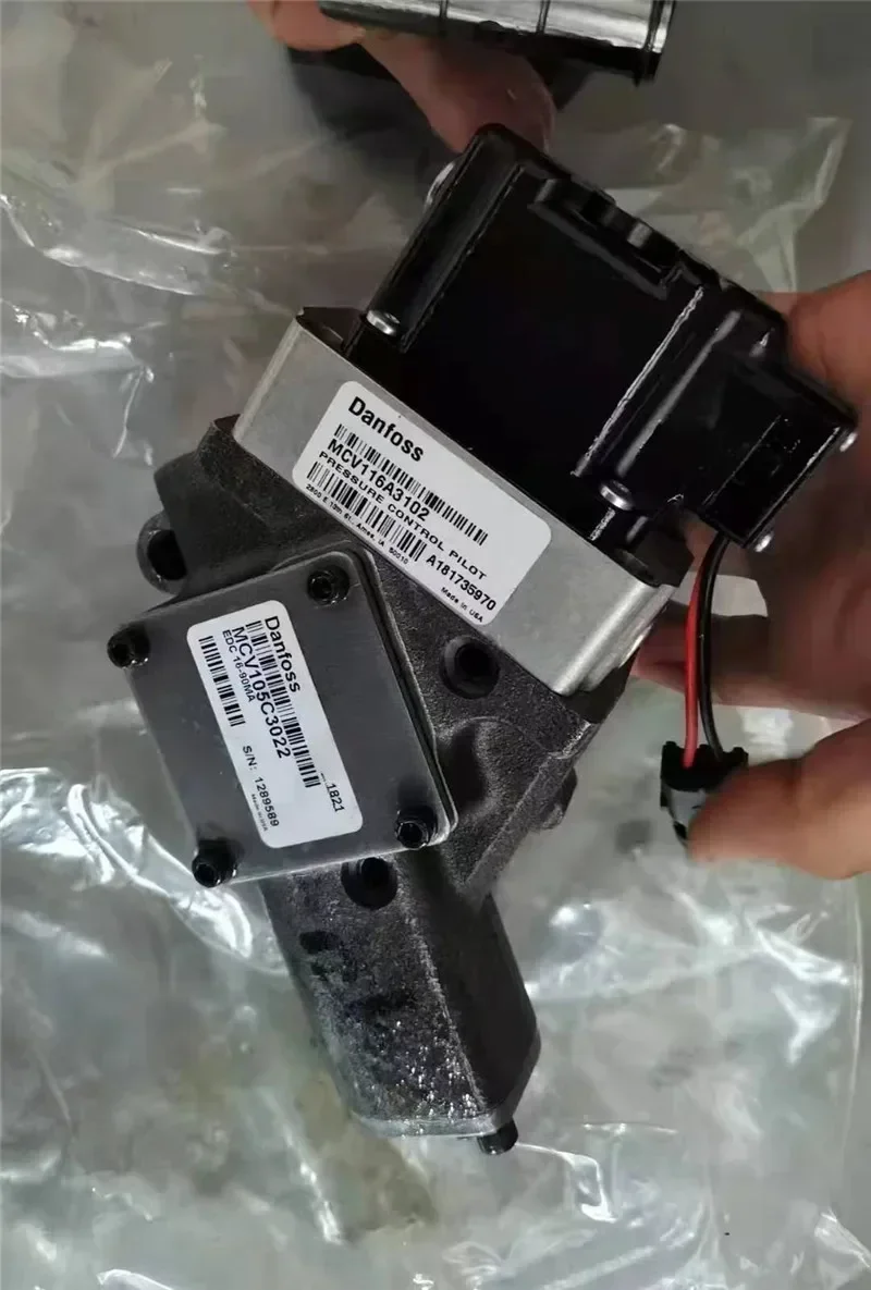 Контроллер давления Sauer Dan foss MCV105C3022 MCV105C3023 KVEBB1402 KVEBB0504 KVEBB1004 KVEBB1404 пилотный