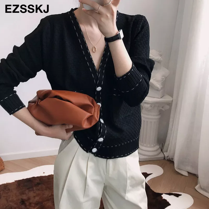 

2023New spring autumn white black Cardigan Women loose Knitted Jacket Cardigan Sweater Female elegant Coat out wear
