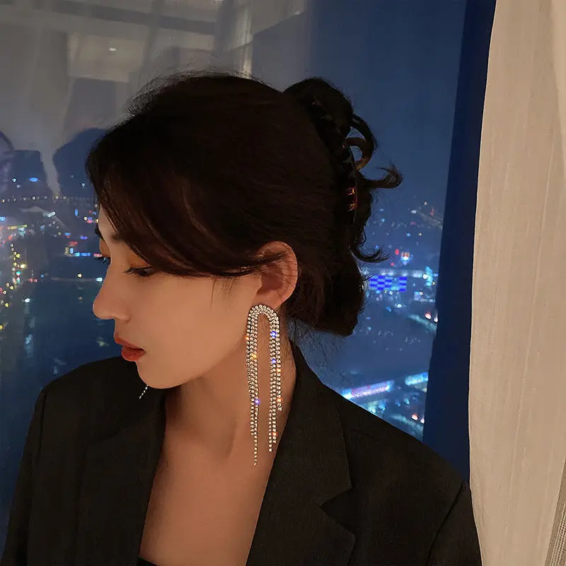 

2023 Fashion New Earring Long Full Rhinestone Big Earrings For Women Shining Tassel Dangle Earrings Wedding Jewelry Gift