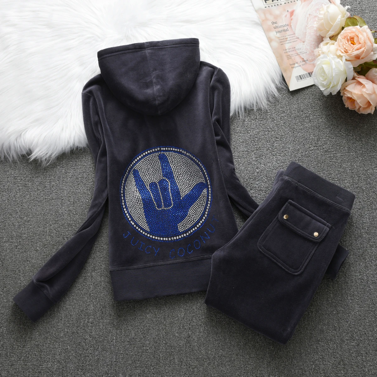 Новый осенне-зимний спортивный костюм JUICY COMETURE 2024 бархатный женский с капюшоном