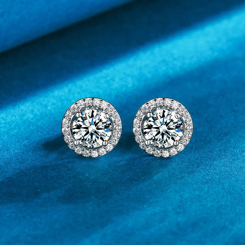 

Серьги с мусанитом из серебра 0,5 пробы с круглым вырезом 925-2CT D