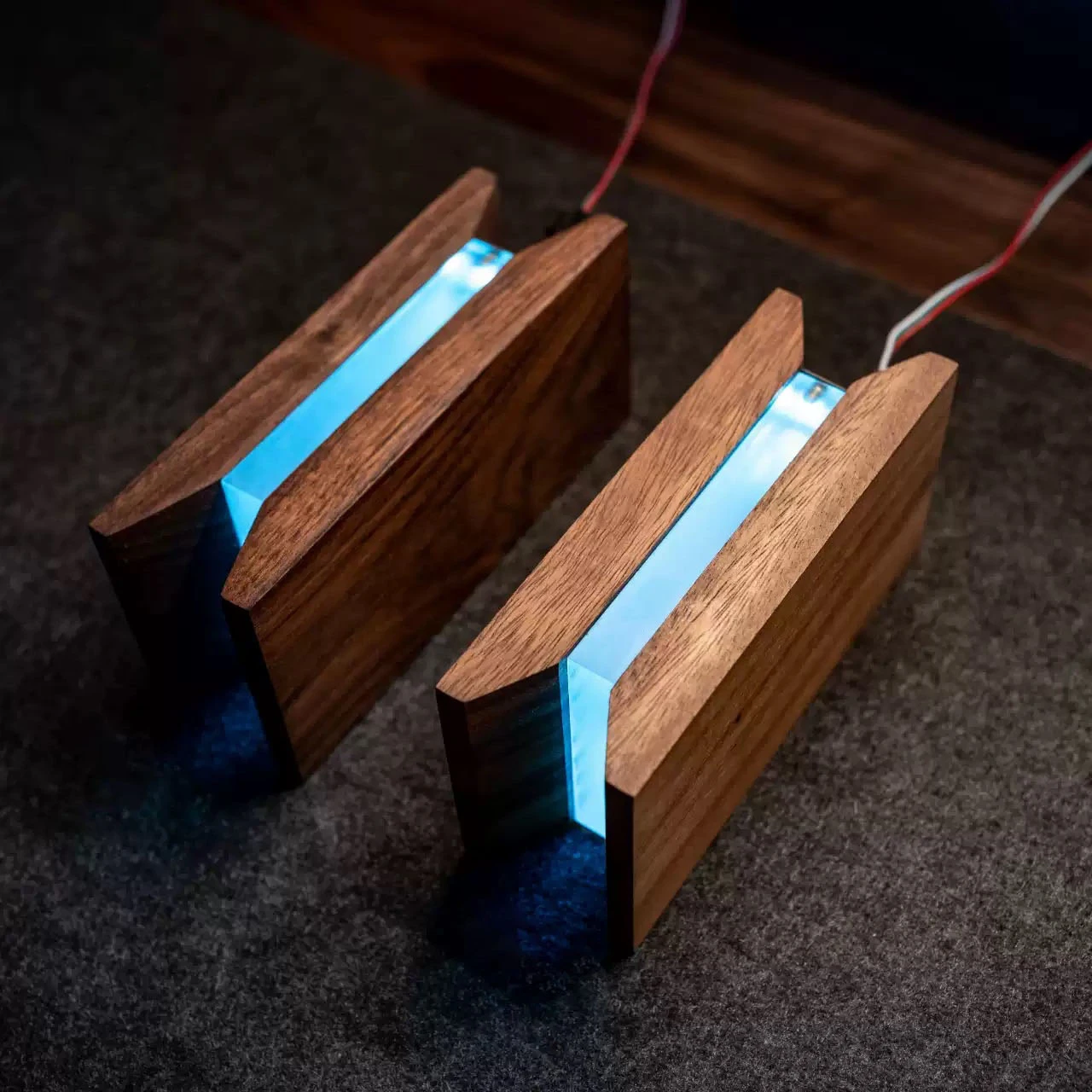 Wooden Monitor Stand,Display Mount for PC Screen and TV,Waln