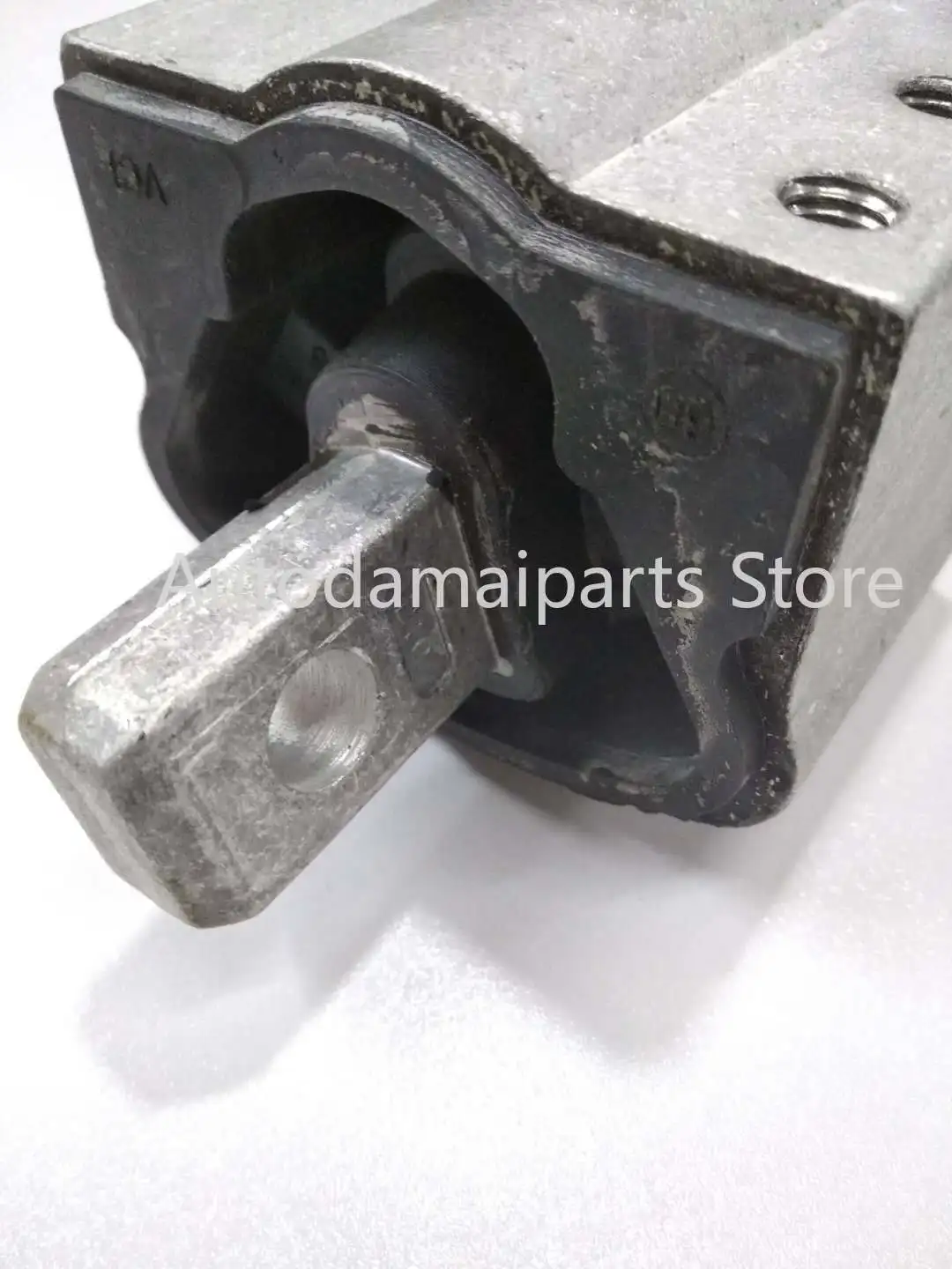Крепление коробки передач для Mercedes-Benz W218 CLS320 CLS280 CLS350 CLS300 CLS500 CLS550 CLS55 A2122400418 |