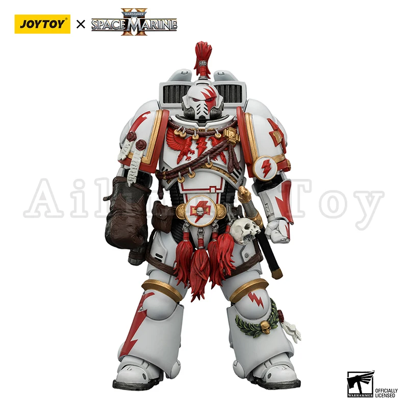 Фото Фигурка JOYTOY 1/18 по игре 40K: White Scars Assault Intercessor Champion Thunder Hammer Bolt Pistol (Издание Game Edition) №3
