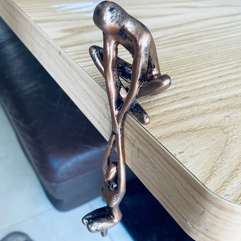 Статуэтка из смолы искусство подъемные рандомные украшения украшение для дома