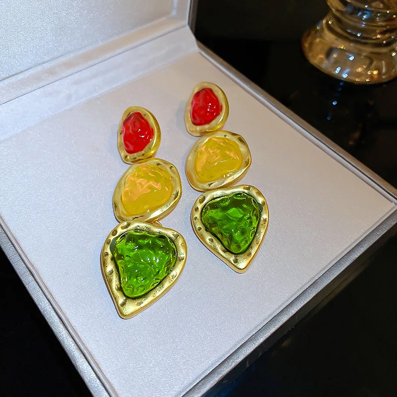 

Irregular triangle earrings new niche design sense personality pendant temperament earrings female