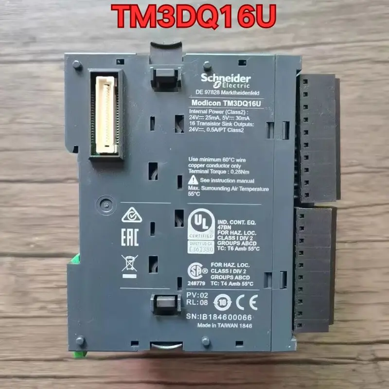 Б/у разобранная машина слегка использованная хорошее состояние Модуль PLC TM3DQ16U