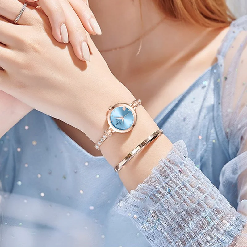

Disney / Disney Princess Series Stretch Chain Small Round Watch Light Luxury Simple Women's Quartz Watch 499