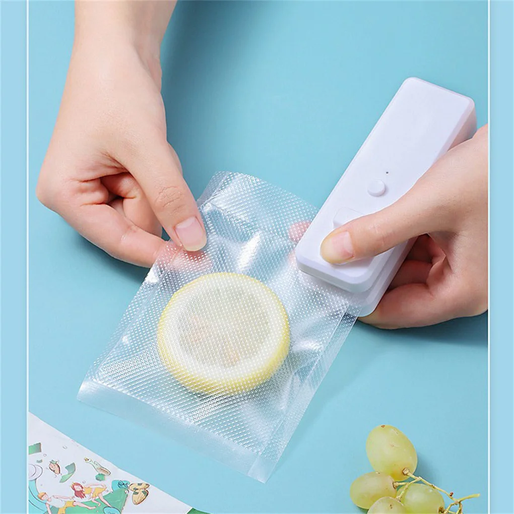 

Electric Plastic Bag Sealing Machine Rechargeable Battery Operated Kitchen Vegetables Fruits Bread Sealer Grey