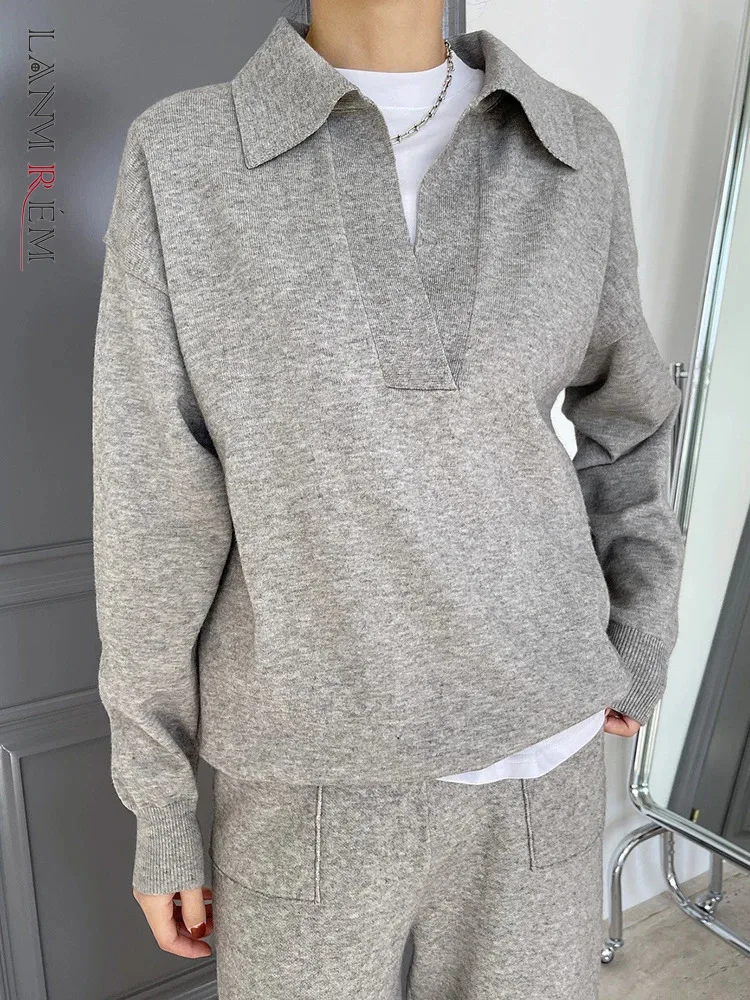 

[LANMREM] Solid Knitting Pullover Lapel Sweater For Women Long Sleeve Loose Simplicity Office Lady Tops 2024 Spring New 26D4831