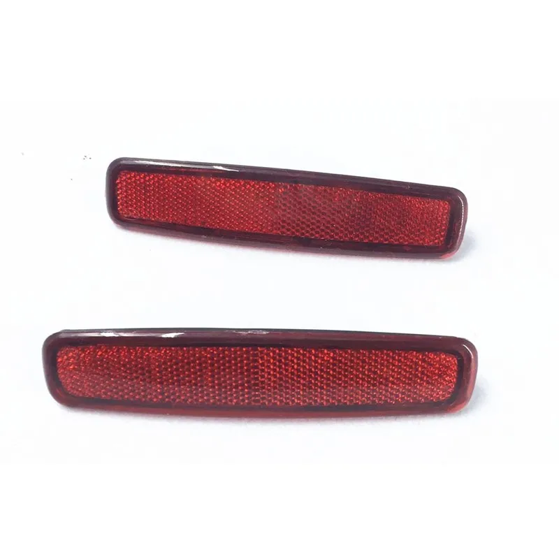 

One Pair Rear Bumper Lamp Red Reflector light For Hyundai Starex/H-1/Libero H-1/Starex (MINI BUS) (-SEP 2006) (2001-).