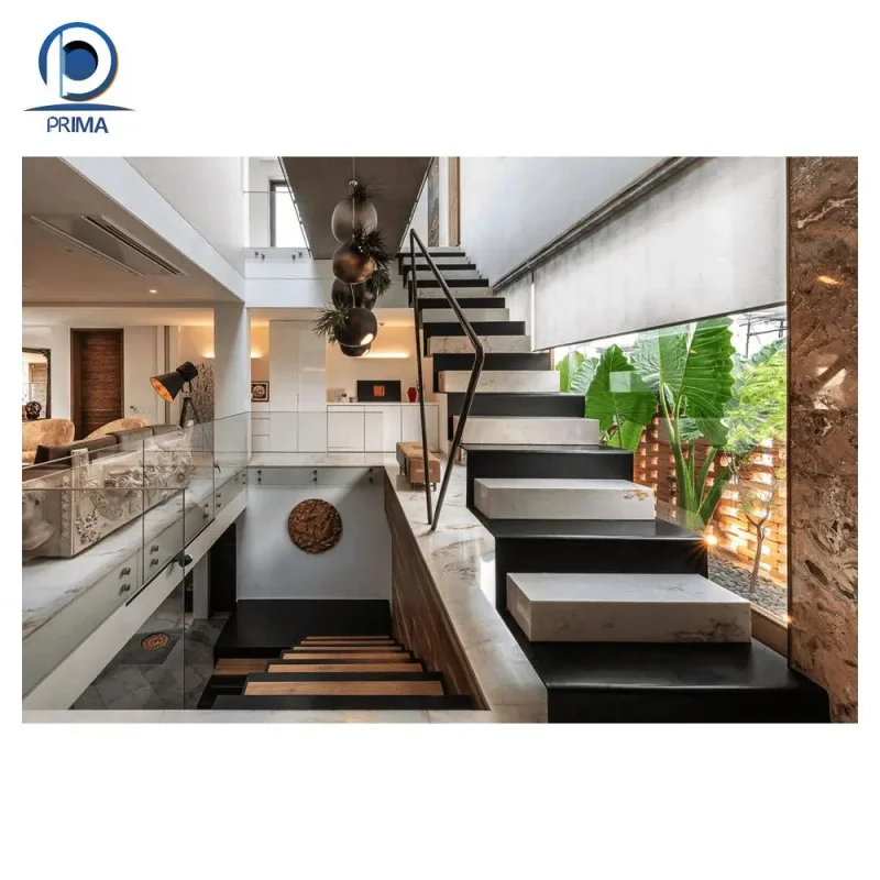 Фото Лестница Custom.Optima Modern Luxury: современная роскошная внутренняя лестница с прямым спуском, ступеньки из американского дуба, деревянная лестница. №2