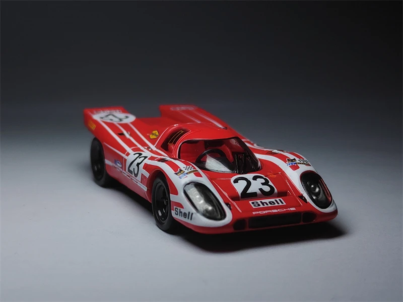 

HeyToys Spark 1/64 917 K #23 24H Le Mans 1970 Winner DieCast Model Collection Limited Edition