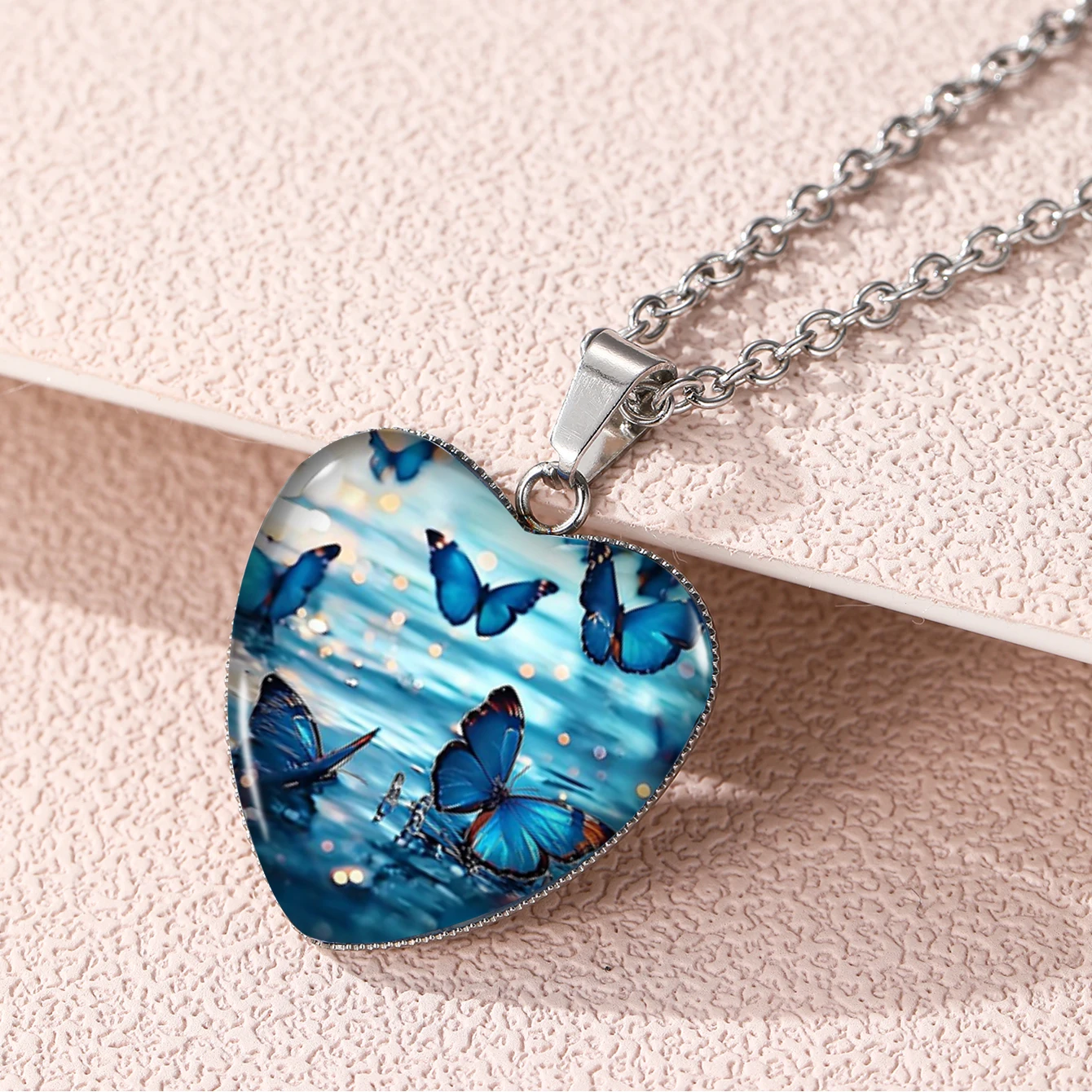 2024 волнистая искусственная бабочка печатное ожерелье стеклянные подвески с