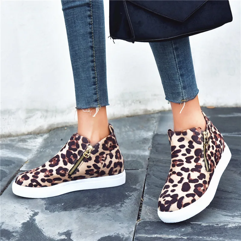 

Women Flats Footwear Platform Sneakers Shoes Woman Casual Board Shoes Flat Heels Girls Moccasins Femme Sexy Leopard Print Shoes