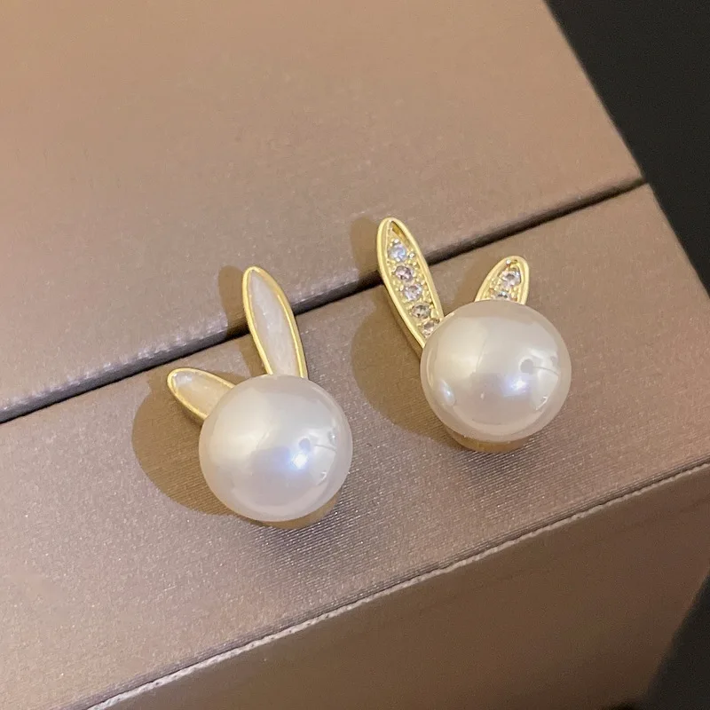 

KAITIN Zircon Pearl Rabbit Women Earrings Korea Sweet Delicate Silver Needle Stud Earrings Fashion Premium Wholesale Jewelry