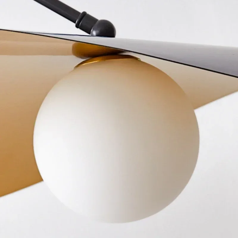 Настенный светильник в скандинавском стиле