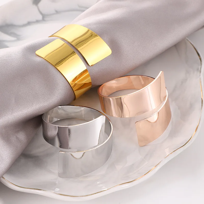 

1pcs Lightning Shape Metal Wedding Napkin Rings Wedding Party Supplies Kichen Accessories Napkin Buckles Disposable