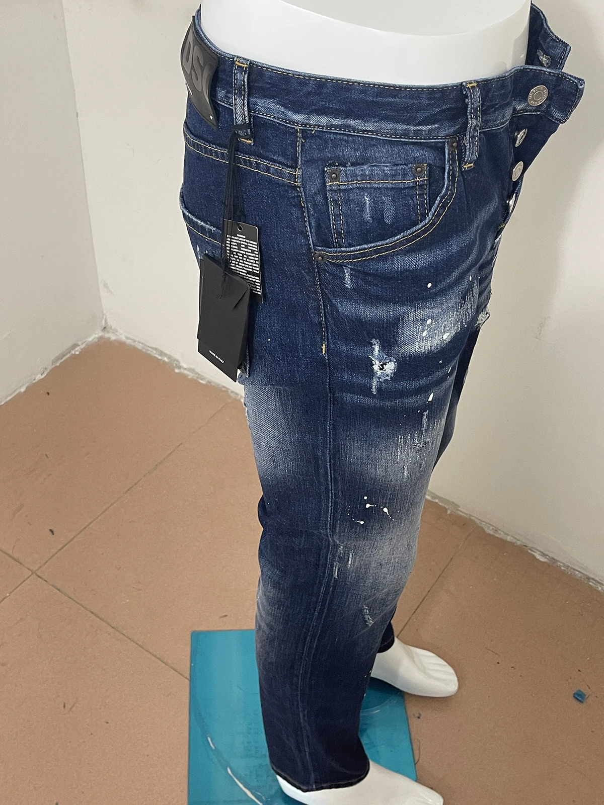 2023 new jeans men's D2 Jeans Slim Wash micro-bullet casual imprint car random line patch fashion