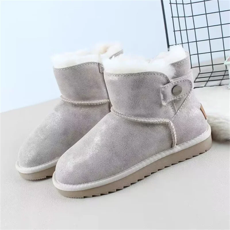 

Зимние теплые меховые ботинки на толстой подошве, большие размеры 36-40