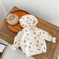 2022 spring and summer clothing baby heart shaped little bear printed windproof sun proof cardigan long sleeve thin hooded coat
